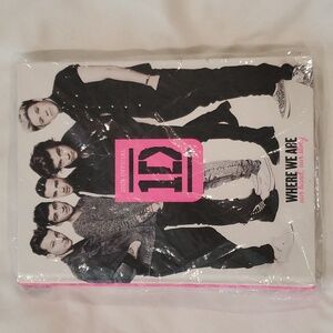 100% OFFICIAL 1D WHERE WE ARE OUR BOARD OUR STORY BOOK